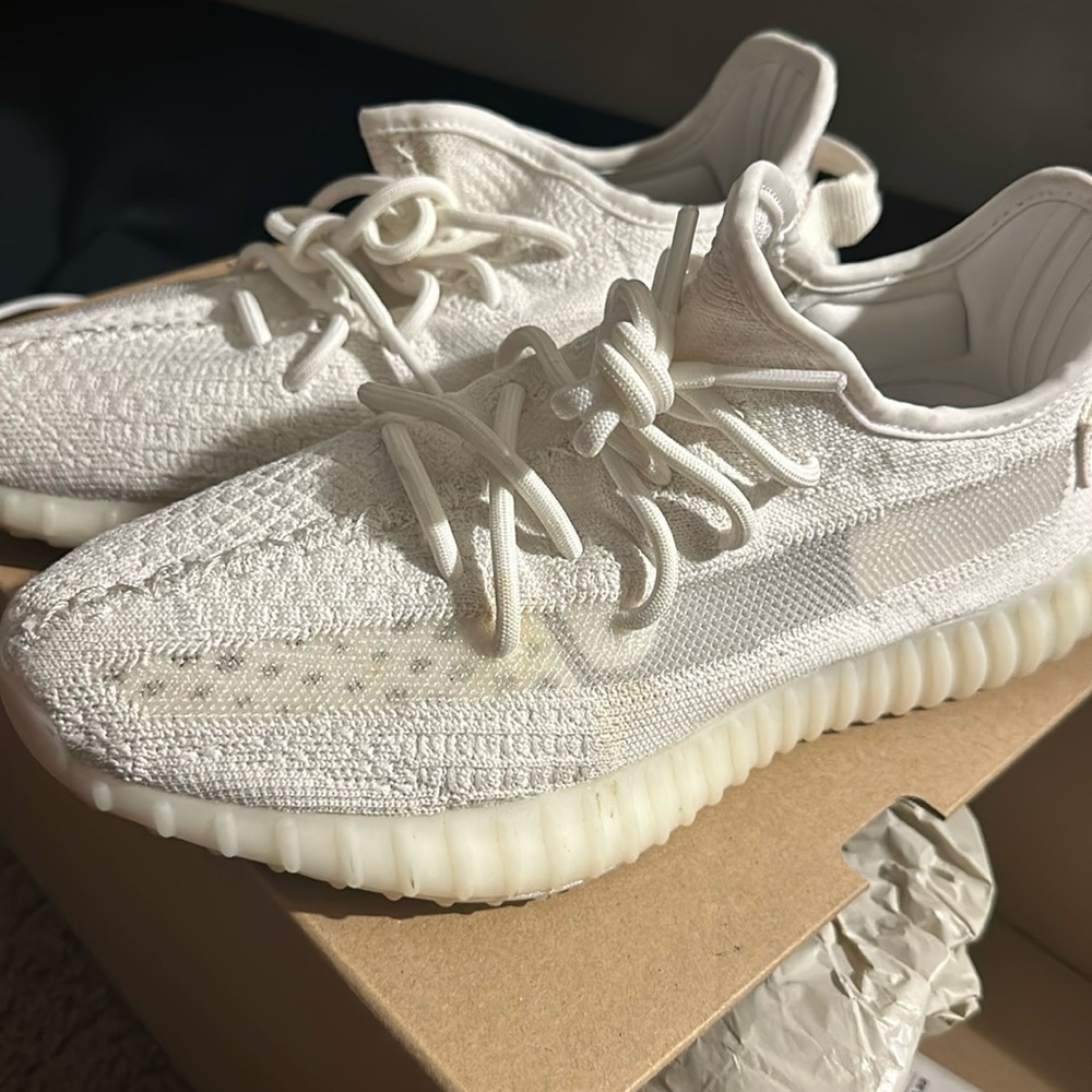 Yeezy Boost 350 v2